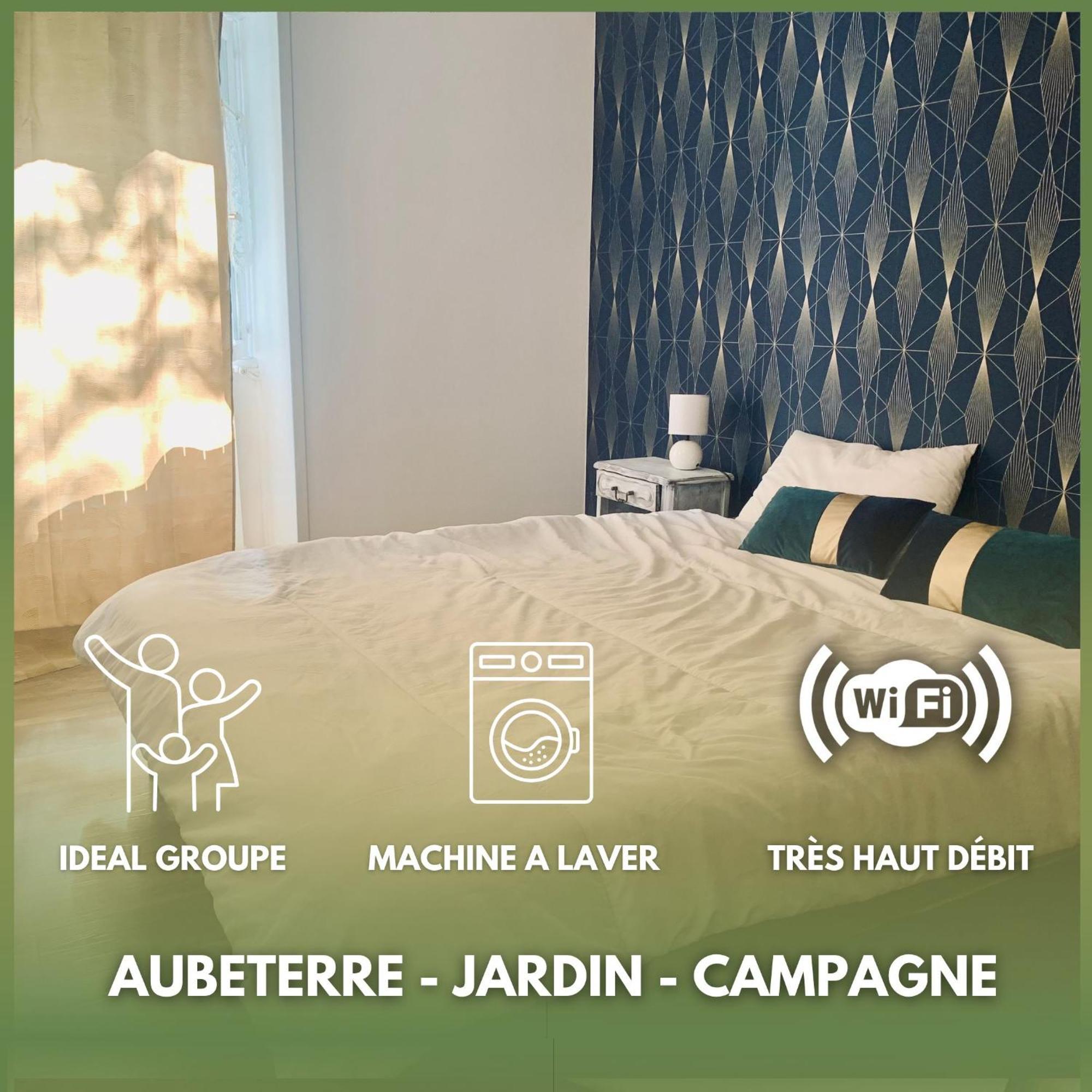 Maison 2 Chambres- Grand Jardin-Wifi - Au Coeur Du Village Aubeterre -Visites- Conciergerie J&N Luaran gambar